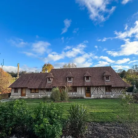 Casa de Férias Le Pressoir Et Ses Ecuries - 19km De Deauville Druval